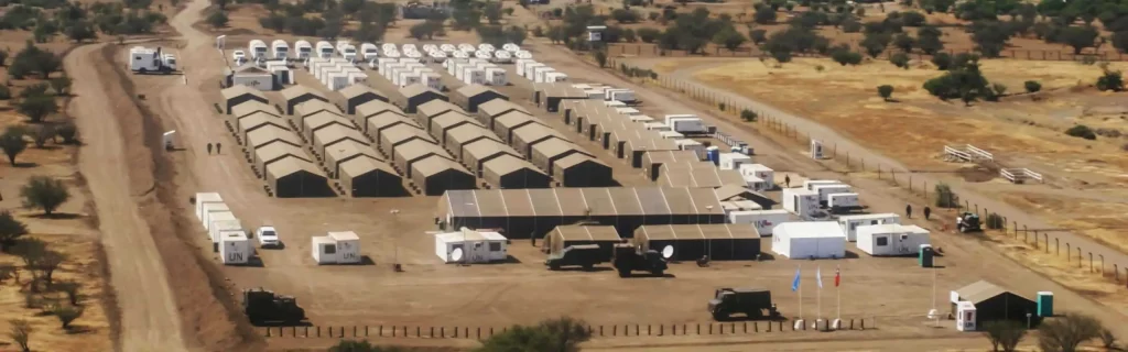 Tentes militaires