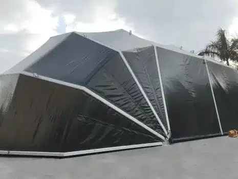 Porte de coque de hangar