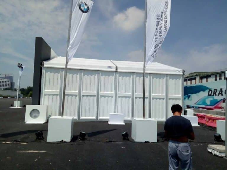 Grande tente événementielle pour BMW